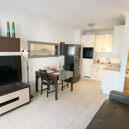 Ocean View Royal Palm Apartament