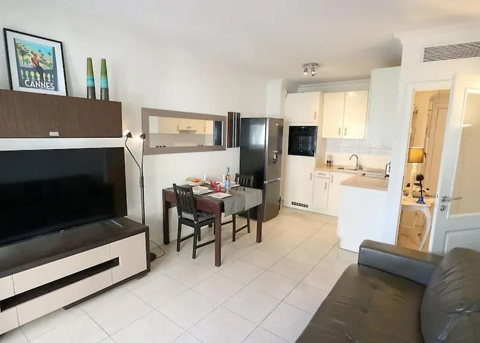 Ocean View Royal Palm Apartmán