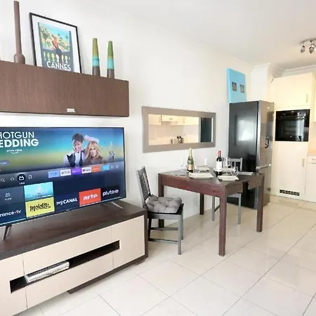 Апартаменты Ocean View Royal Palm Канны