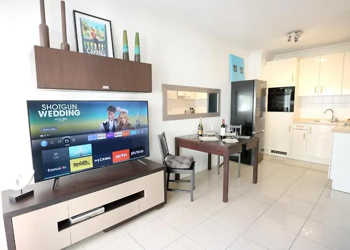 Апартаменты Ocean View Royal Palm Канны